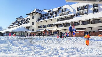 Hotel Junior