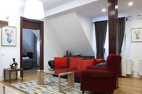Hotel Junior