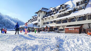 Hotel Junior