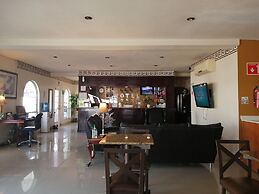 Hotel Express Inn