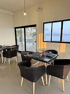 Paradise Surf Hotel