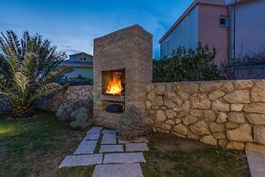 Luxury Villa White Rose with the Pool