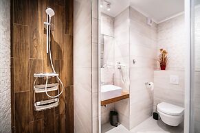 Easy Rent Nieruchomości - APERTA ART