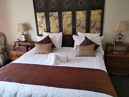 Erasmus Manor Guest House