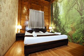 Pali Village Resort