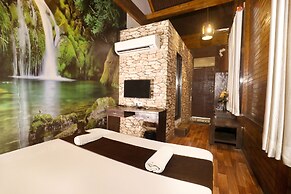 Pali Village Resort