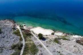 Beachfront House Nada