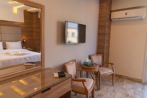 Nine Pyramids View Hotel