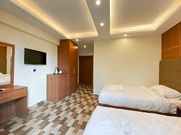 Nine Pyramids View Hotel