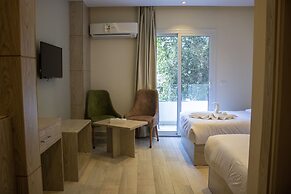 Nine Pyramids View Hotel