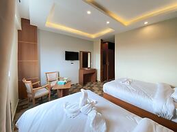 Nine Pyramids View Hotel