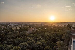 Nine Pyramids View Hotel