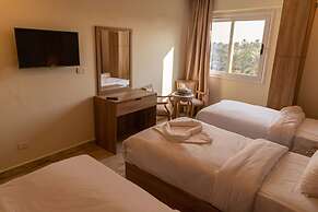 Nine Pyramids View Hotel
