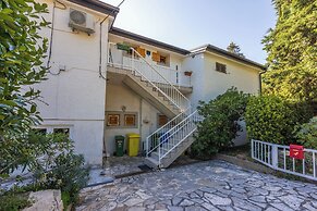 Apartment Seneca