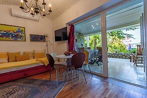 Apartment Seneca