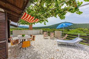 Apartments Ledy