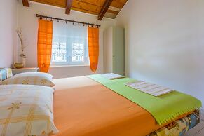 Apartments Ledy