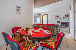 Apartments Ledy