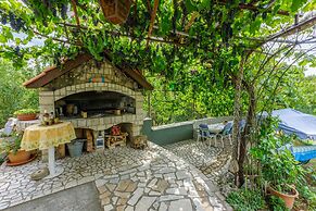 Apartments Ledy