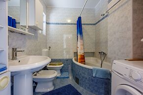 Apartments Ledy