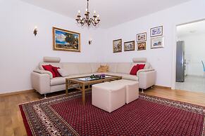 Apartment Cypress