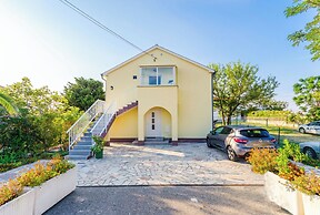 Apartment Ankica