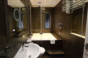 The Studley Hotel