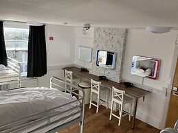 Bath YMCA - Hostel