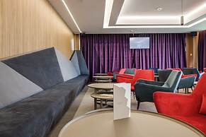 Qosmo Brasov Hotel