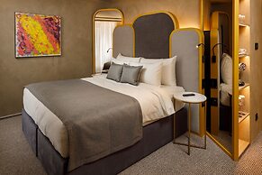 Qosmo Brasov Hotel