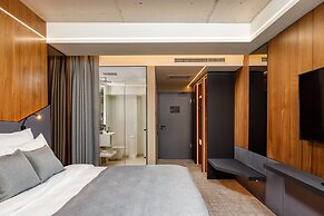 Qosmo Brasov Hotel