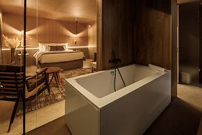 Qosmo Brasov Hotel