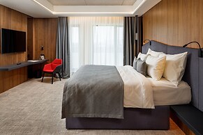 Qosmo Brasov Hotel
