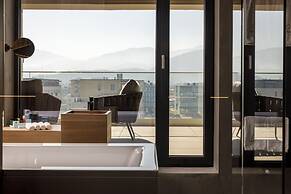 Qosmo Brasov Hotel