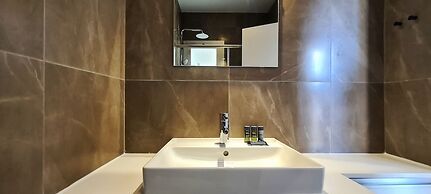 Phaedrus Living: Seaside Luxury Flat Athina 123