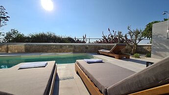 Phaedrus Living: Venus Seaview Lighthouse Villa