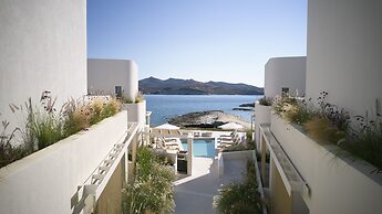 White Pebble Suites