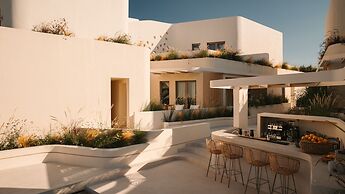 White Pebble Suites