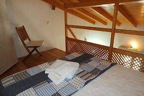F - Casa Palheiro in Quinta das Alagoas