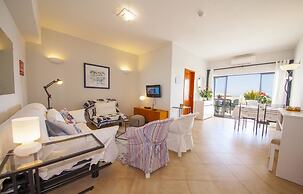 A08 - Magnolia Sea View Apartment