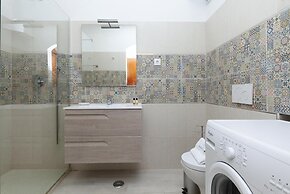 A08 - Magnolia Sea View Apartment