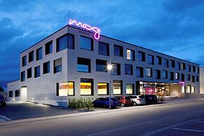 MOXY Rust