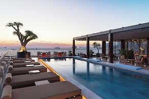 Izmir Marriott Hotel