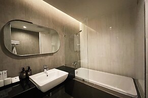 The Rise Suites Hotel Chiang Mai