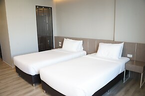 The Rise Suites Hotel Chiang Mai