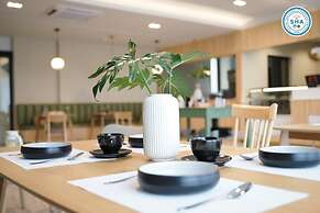 The Rise Suites Hotel Chiang Mai