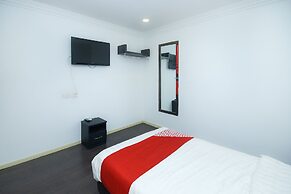 Hotel O River Inn
