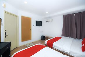 Hotel O River Inn