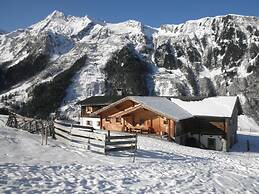 Chalet in Rauris Near Ski Paradise
