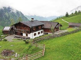Chalet in Rauris Near Ski Paradise